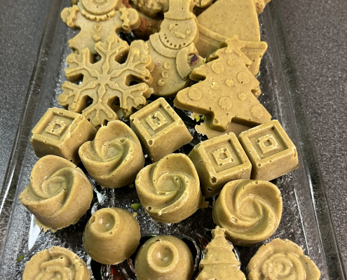 Pralinen und Gebäck mit Pistazien Pralinen und Gebäck mit Pistazien